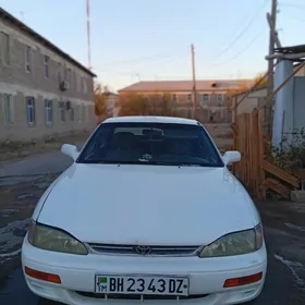 Toyota Camry 1992