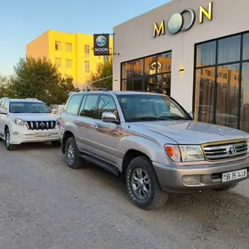 Toyota Land Cruiser 2000