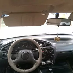 Daewoo Lanos 2003