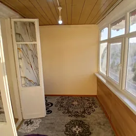 Satlyk 30mkr 3/3 etazy 1komnat