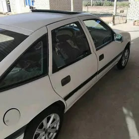 Opel Vectra 1992