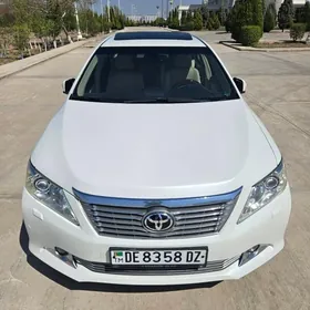 Toyota Camry 2013