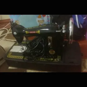 Tikin maşyn/Швейная машинка