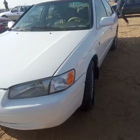 Toyota Camry 1999