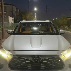 Toyota Highlander 2022