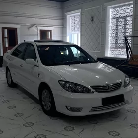 Toyota Camry 2005