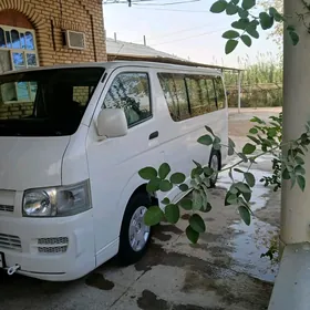 Toyota Hiace 2007
