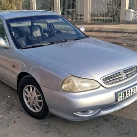 Kia Credos/Clarus 2000