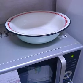 эмалированная  кастрюля,чашка