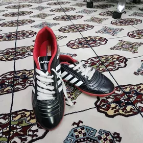 butsy sarkanoska 39-40