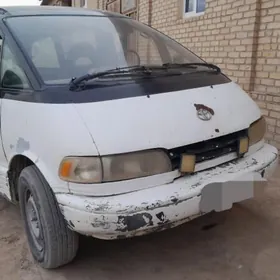 Toyota Previa 1993