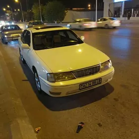Toyota Avalon 1999