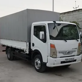 Mitsubishi Canter 2012