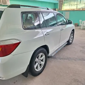 Toyota Highlander 2010