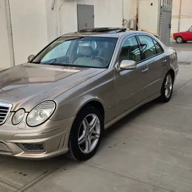 Mercedes-Benz E320 2004