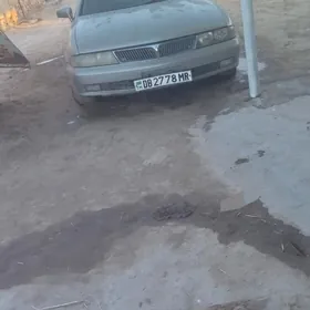 Mitsubishi Diamante 1995