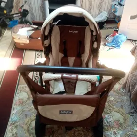 Детская коляска