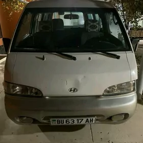 Hyundai H100 2001