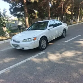 Toyota Camry 1998