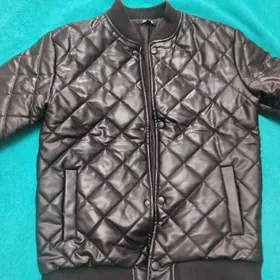 кожаная куртка