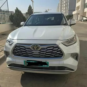 Toyota Highlander 2022