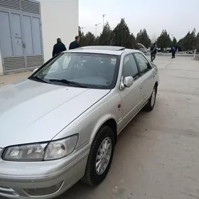 Toyota Camry 2000