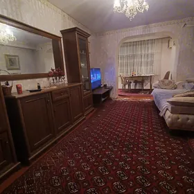 4 КОМ 1 ЭТАЖ ДВОР