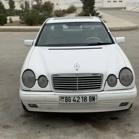 Mercedes-Benz E320 1998