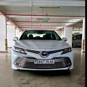 Toyota Camry 2020