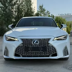 Lexus IS 350 2021