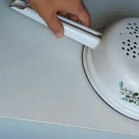 emalirowannyý süzgüç syrçaly