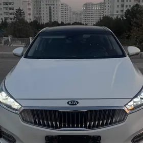 Kia Cadenza 2019
