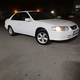 Toyota Camry 2000