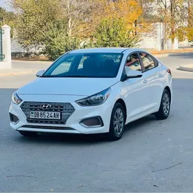 Hyundai Accent 2021