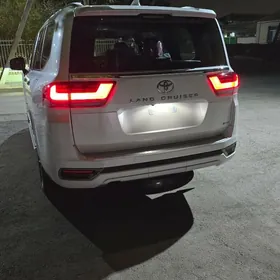 Toyota Land Cruiser 2025