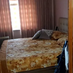 Satlyk Yerewanskiy 4/4 et 2kom