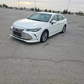 Toyota Avalon 2022