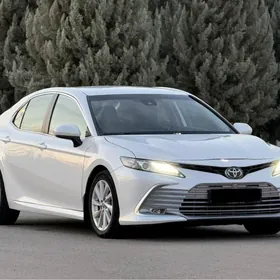 Toyota Camry 2022