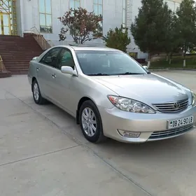 Toyota Camry 2003