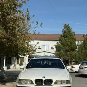 BMW E39 2001