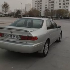 Toyota Camry 2000