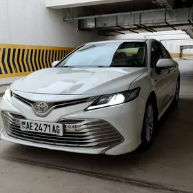 Toyota Camry 2020