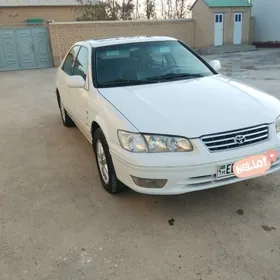 Toyota Camry 2001