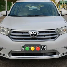 Toyota Highlander 2011