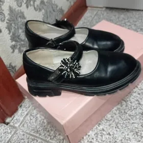 детские вещи и обувь