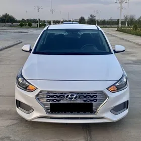 Hyundai Accent 2023