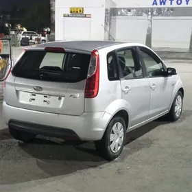 Ford Figo 2012