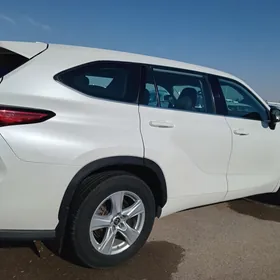 Toyota Highlander 2020