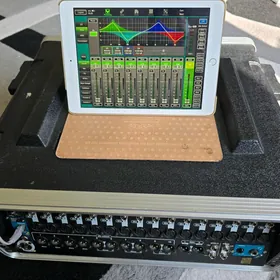 Toy aparat Pult Allen & Heath