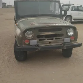 UAZ 469 1990